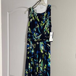Scarlett Navy Floral Twist-Waist Sleeveless Maxi Dress